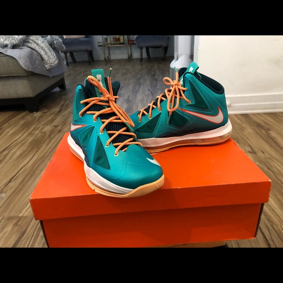 lebron sneakers Miami dolphins color way - Picture 2 of 5